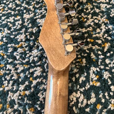 Metallic Gold Stratocaster Neck, unbranded image 3
