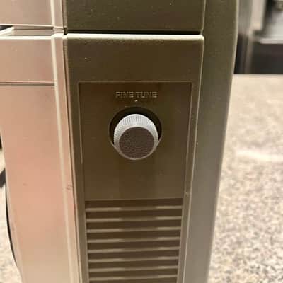 Sanyo M9935K 1982 Vintage Boombox Works well. image 8