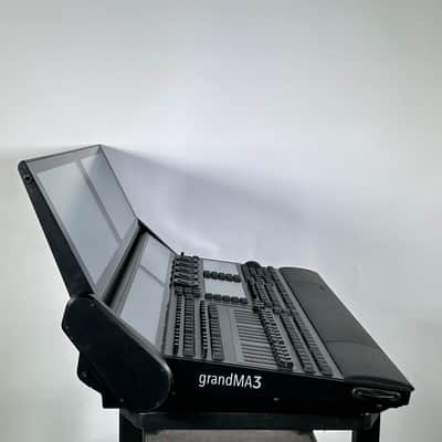 MA Lighting grandMA3 Light Lighting Console Bild 11