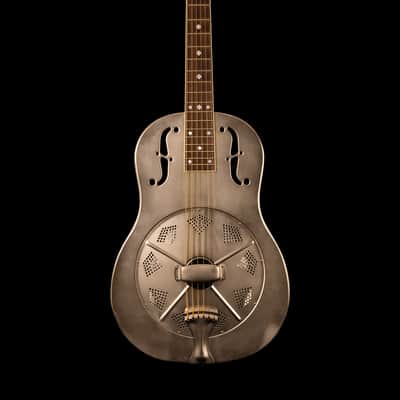 2004 National Resonator V.S. Delphi Deluxe image 3