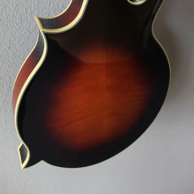 Brand New The Loar LM-600-VS Professional F Style Mandolin with Hard Case image 8
