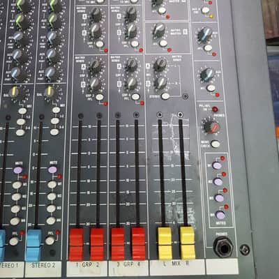 Soundcraft Spirit Live 4/2 Stereo 18 Channel Mixing Console | Reverb