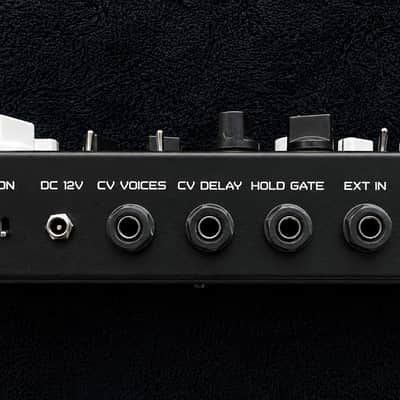 Soma Laboratory Lyra-8 Organismic Synthesizer 2019 - Black image 3