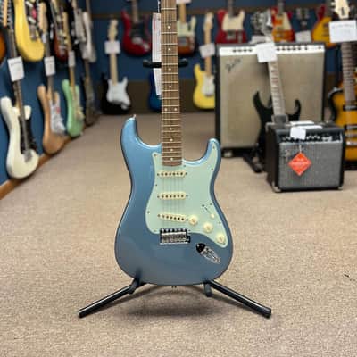 Fender Vintera '60s Stratocaster with Pau Ferro Fretboard 2019  - Ice Blue Metallic - NOS image 1