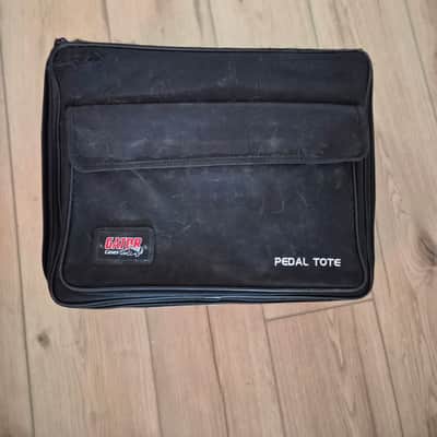Gator GPT-BL-PWR Pedal Tote with Carry Bag & Power Supply 2010s - Black image 1