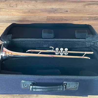 Bach Stradivarius 190S72X Professional Bb Trumpet - Silver Plated image 11