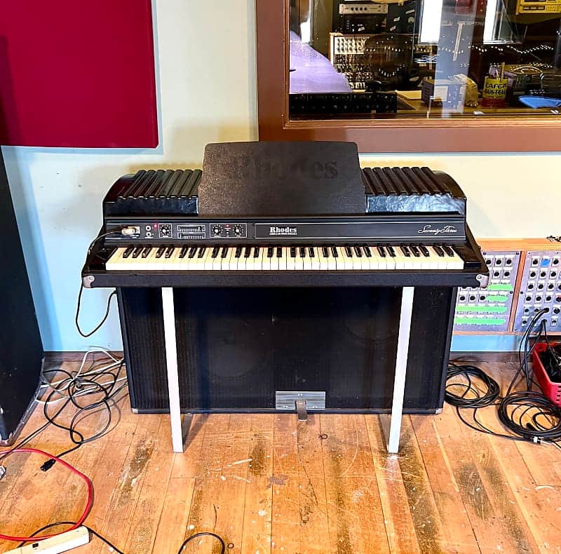 Rhodes Mark II Suitcase Piano 73-Key Electric Piano 1979 - 1983