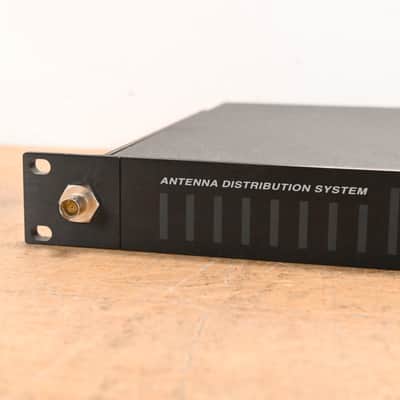 Shure UA845-UB UHF Antenna Distribution System - 692-716 MHz CG01UYC image 4