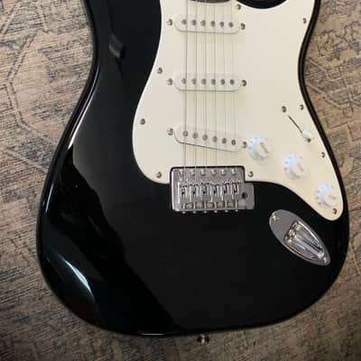 Fender Squier Stratocaster Affinity - Black image 2