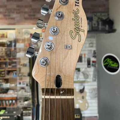 Squier Affinity Telecaster FMT SH 2024 - Crimson Red Transparent imagen 4