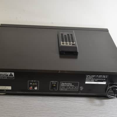 Technics SL-P555 Rare Vintage CD Player Class AA Japan Made 1988 * Remote image 12