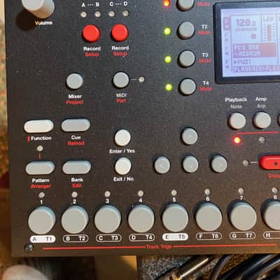 ELEKTRON OCTRATRACK DPS-1 SAMPLER SEQUENCER image 2