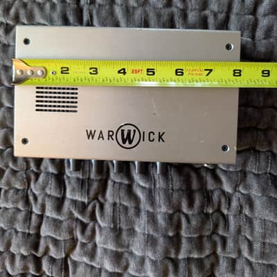 Warwick Gnome i Pro V2 300-Watt Pocket Bass Amp Head with USB Interface 2023 - Present - Silver image 4