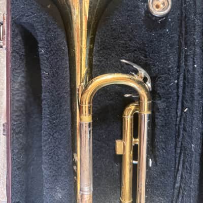 Yamaha YTR-2320 Trumpet imagen 3