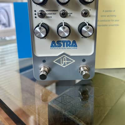 Universal Audio Astra Modulation Machine image 2