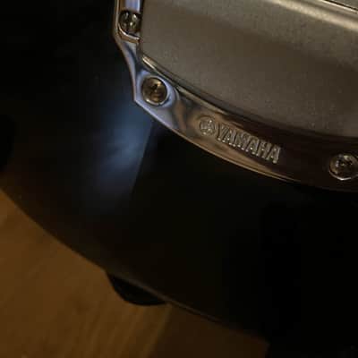 Yamaha SGV 300 2000s - Poly image 3