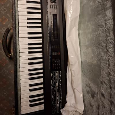 Roland D-50 61-Key Linear Synthesizer Mid 1980's - Black