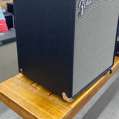 Fender Rumble 100 1 x 12-inch 100-watt Bass Combo Amp w/ Cove image 5