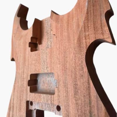 Beast Style Mahogany Wood Guitar Body imagen 3
