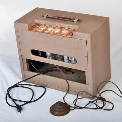 DeArmond R5T 1960 - Tan Tolex- very clean image 11
