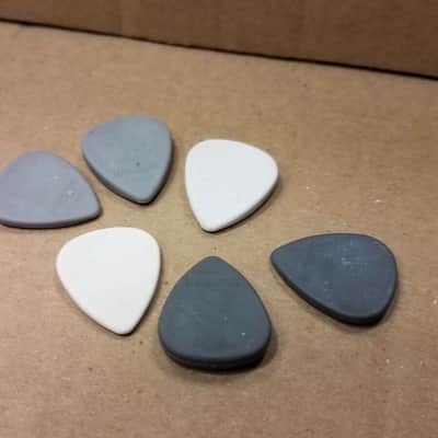 6 (six) Wedgie Rubber Guitar Picks~Sampler Set ~For Ukulele/ Bass (Mix and Match) image 3