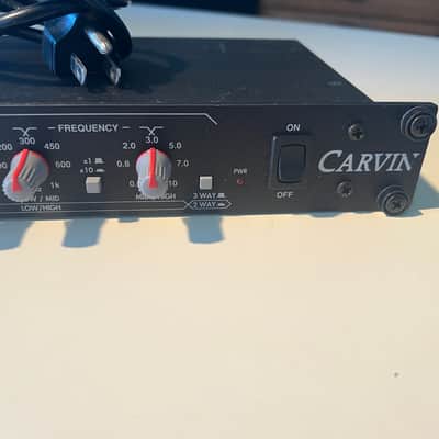Carvin XC3000 Stereo 2/3 Way Electronic Crossover with rack mount bolts and IEC power cable image 4