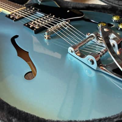 Gretsch G2622T Streamliner Center Block Double-Cut with Bigsby 2024 - Present Arctic Blue image 8