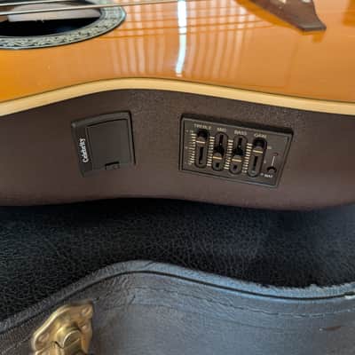 Ovation Celebrity CC074 Acoustic Electric Bass Guitar W/$200 TKL Combo Case READ image 11