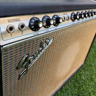 Fender Deluxe Reverb "Drip Edge" 2-Channel 22-Watt 1x12" Guitar Combo 1968 - 1969 - Silverface image 2