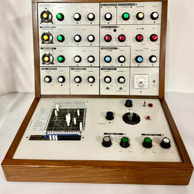 1971 vintage EMS VCS3 synth image 2