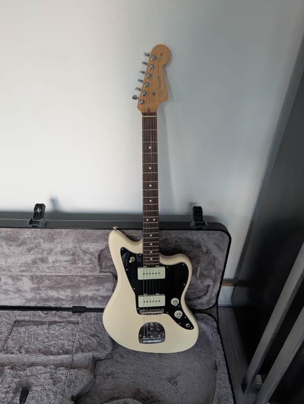 Fender American Professional Jazzmaster with Rosewood Fretboard 2017 - 2019 - Olympic White