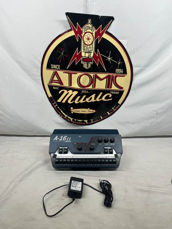 Aviom A-16 II Personal Mixer with Mount and Power Supply image 1
