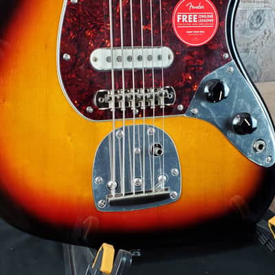 Squier Classic Vibe Bass VI Guitar, 3-tone Sunburst #629 image 5
