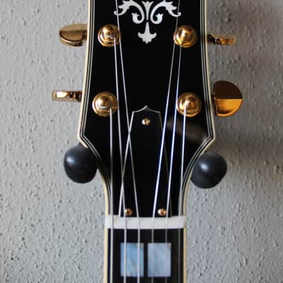 Brand New Yamaha SA2200 OVS Semi-Hollow Electric Guitar - Violin Sunburst image 2
