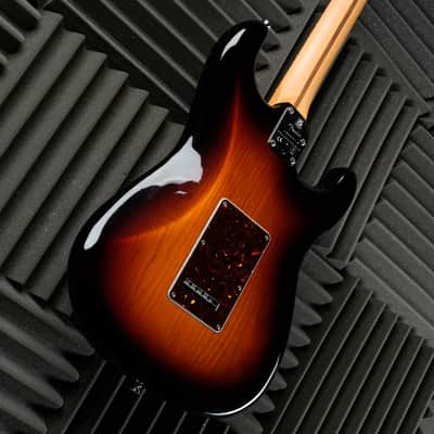 Fender American Professional II Stratocaster Left-Handed with Rosewood Fretboard 2023 - 3-Color Sunburst image 9