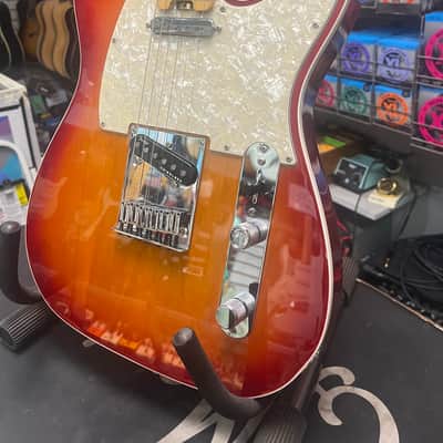 Fender American Elite Telecaster with Maple Fretboard 2016 - 2019 - Aged Cherry Burst image 2