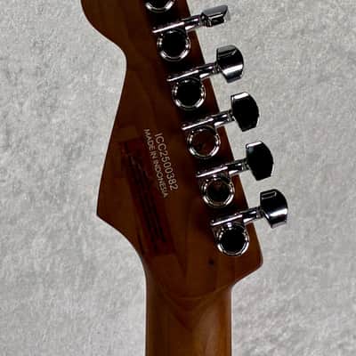 CHARVEL PRO-MOD PLUS DK24 DINKY 2 PT TREM EBONY FRETBOARD  RAVEN BLACK image 7