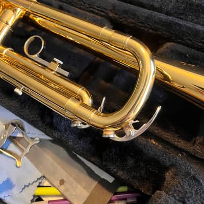 Yamaha YTR-200ADII Advantage Standard Bb Trumpet 2010s - Brass image 5