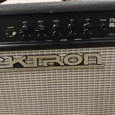 Rocktron Rampage R120C  Black Tolex image 4
