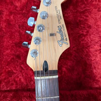 Fender Standard Roland Ready Stratocaster 1998 - 2005 - Black image 5