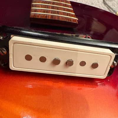 Guild X-50 Cordoba 1965 - Sunburst image 14