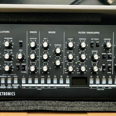 Behringer Model D or Roland SE-02 - Gearspace