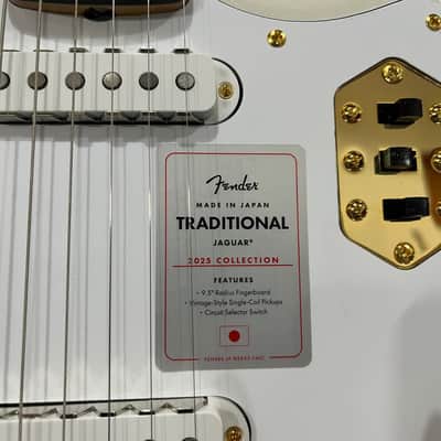 NEW - 2025 Fender Made in Japan Traditional Collection '60s Jaguar – White Pearl / Gold, Matching Headstock MIJ image 7