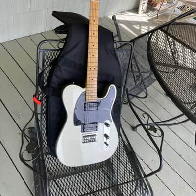 Fender Blacktop Telecaster HH Electric Guitar w/ Maple Fretboard 2011 Silver image 1