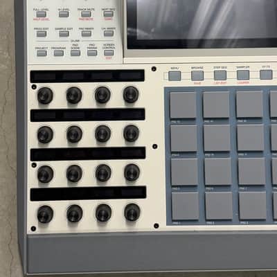 Akai MPC X Special Edition Standalone Sampler / Sequencer 2023 - Present - Grey image 5
