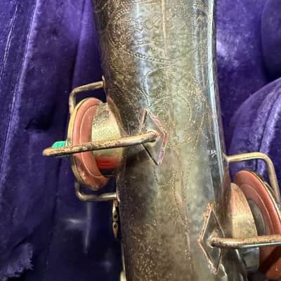 Vintage Buescher True Tone Low Pitch Saxophone (c.1925) – Serial #194484 – Original Case – No Mouthpiece image 13
