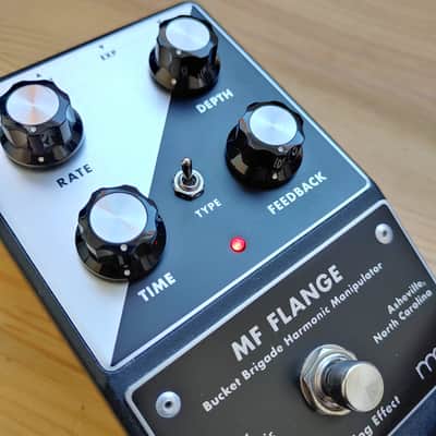 MOOG MINIFOOGER MF FLANGE FLANGER CHORUS PHASER PEDAL MINT image 2