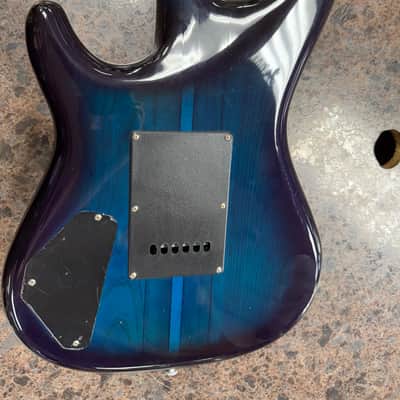 Mr. Potato Super Stratocaster -Blue Gloss over Wood Grain image 8