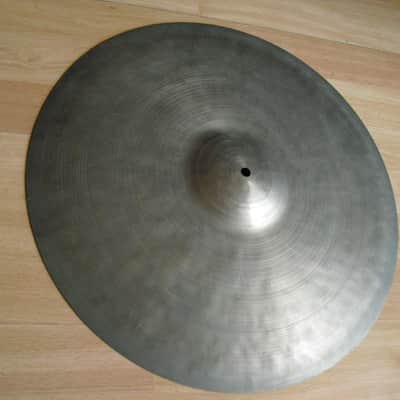 17 1/2" K Zildjian Istanbul Ride or Medium Cymbal 1620g image 4