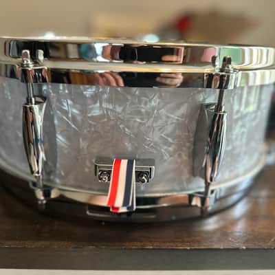 Gretsch USA Custom Renown 14x5 Snare Drum- White Marine Pearl image 3